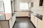 3 Bed Apartment with En Suite in Westlands Area - 5