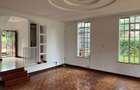 4 Bed Townhouse with En Suite in Rosslyn - 4
