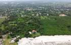 Land in Kikambala - 17
