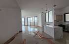 4 Bed Apartment with En Suite at Riverside Drive - 16
