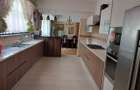 5 Bed Townhouse with En Suite in Ridgeways - 5