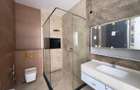 5 Bed Villa with En Suite in Nyari - 18