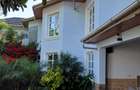 5 Bed House with En Suite in Runda - 2