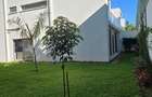 5 Bed Townhouse with En Suite at Lavington Green - 18