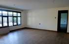 3 Bed House with En Suite in Runda - 12