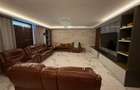 5 Bed Townhouse with En Suite in Lavington - 2