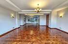 3 Bed Apartment with En Suite at Riverside Drive - 3