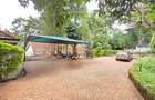 4 Bed House with En Suite at Lavington Green - 10