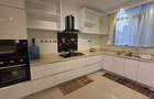 Serviced 3 Bed Apartment with En Suite at 6Th Avenue - 11