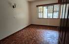 5 Bed Townhouse with En Suite at Lavington Road - 15