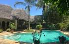 3 Bed Villa with En Suite at La-Marina - 4
