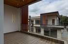 6 Bed Townhouse with En Suite in Lavington - 2