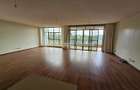 3 Bed Apartment with En Suite in Westlands Area - 11