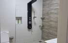 6 Bed Apartment with En Suite at Parklands - 3