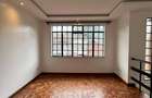 4 Bed Townhouse with En Suite at James Gichuru - 8