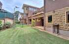 5 Bed Townhouse with En Suite at Lavington Green - 1