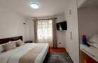 Serviced 2 Bed Apartment with En Suite at Fourways - 10