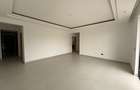 3 Bed Apartment with En Suite in Brookside - 12