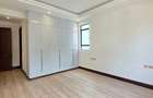6 Bed Townhouse with En Suite at Old Kitusuru - 19