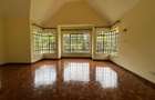 5 Bed Townhouse with En Suite in Lavington - 11