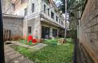 4 Bed Townhouse with En Suite in Lavington - 12