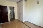 3 Bed Apartment with En Suite in Kilimani - 10