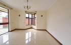 6 Bed Townhouse with En Suite in Lavington - 7