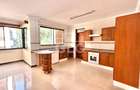3 Bed Apartment with En Suite in Kilimani - 6