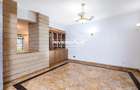 5 Bed Villa with En Suite in Lavington - 2