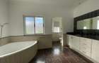 Serviced 3 Bed Apartment with En Suite in Nyali Area - 11