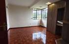4 Bed Townhouse with En Suite in Kitisuru - 12