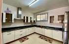 Furnished 2 Bed Apartment with En Suite at Near Arboretum Forest - 7
