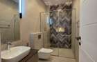5 Bed Villa with En Suite in Lavington - 11