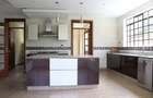 5 Bed Villa with En Suite in Runda - 10