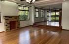 5 Bed Townhouse with En Suite in Lavington - 15
