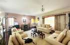 5 Bed House in Ridgeways - 3