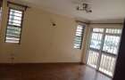 3 Bed Apartment with En Suite in Westlands Area - 11