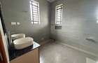 5 Bed House with En Suite at Mushroom Gardens - 14