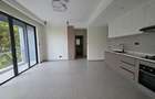 1 Bed Apartment with En Suite in Riverside - 19