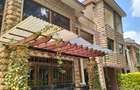 5 Bed Townhouse with En Suite in Lavington - 1