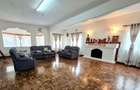 6 Bed House at Ridgeways Drive - 3