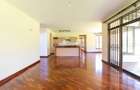 4 Bed Townhouse with En Suite in Ridgeways - 7