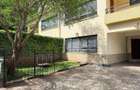 5 Bed Townhouse with En Suite in Lavington - 18