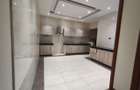 7 Bed Townhouse with En Suite in Nyari - 10