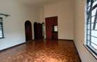 5 Bed Townhouse with En Suite in Westlands Area - 9