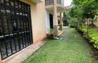 5 Bed Townhouse with En Suite in Kyuna - 2