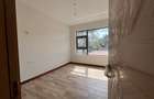 6 Bed Townhouse with En Suite in Lavington - 12