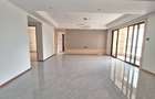 2 Bed Apartment with En Suite at Riverside Drive - 11