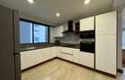 3 Bed Apartment with En Suite in Rhapta Road - 16