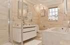 5 Bed Townhouse with En Suite in Rosslyn - 4